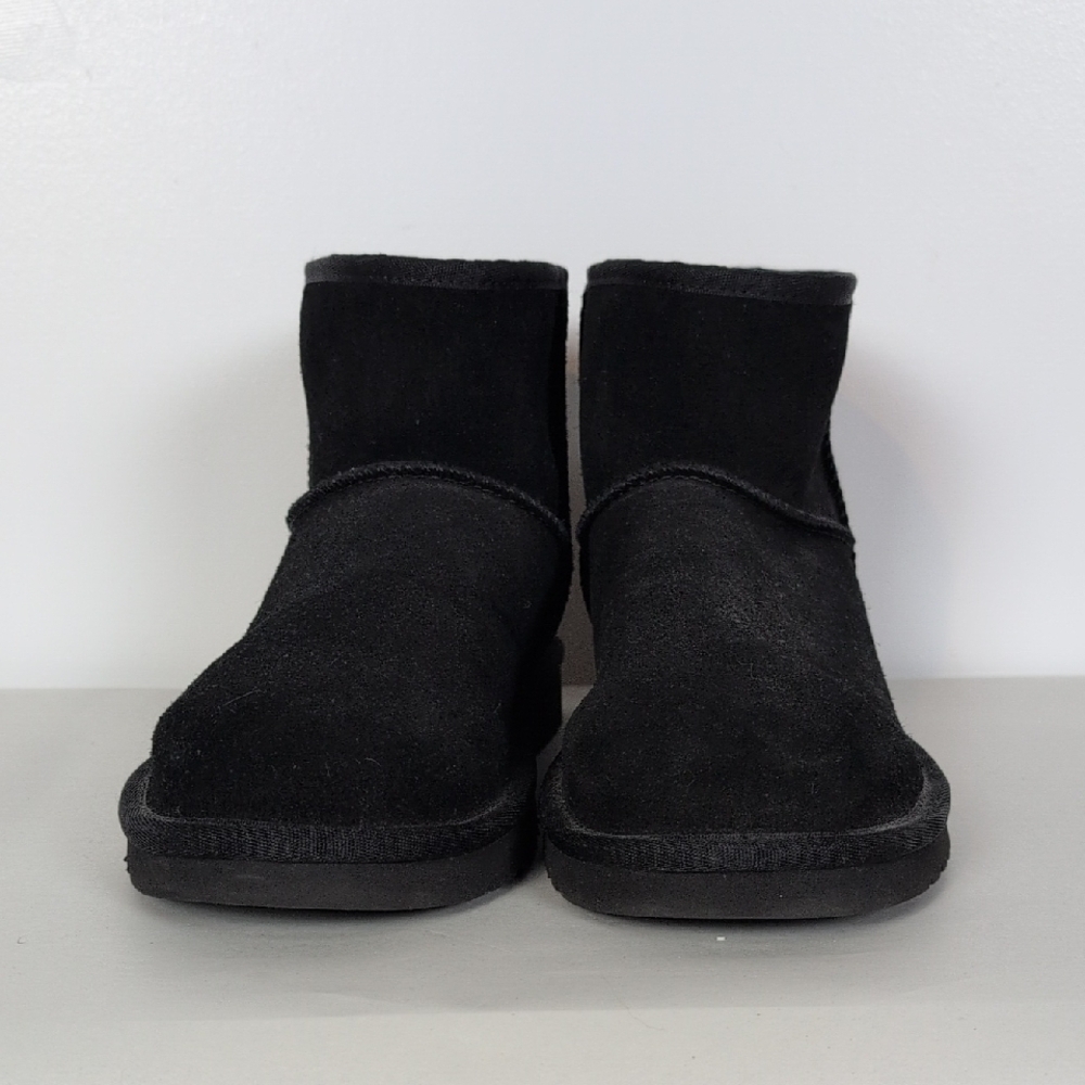 Koolaburra by Ugg Suede Boots with Sherpa Lining - Picture 2 of 12